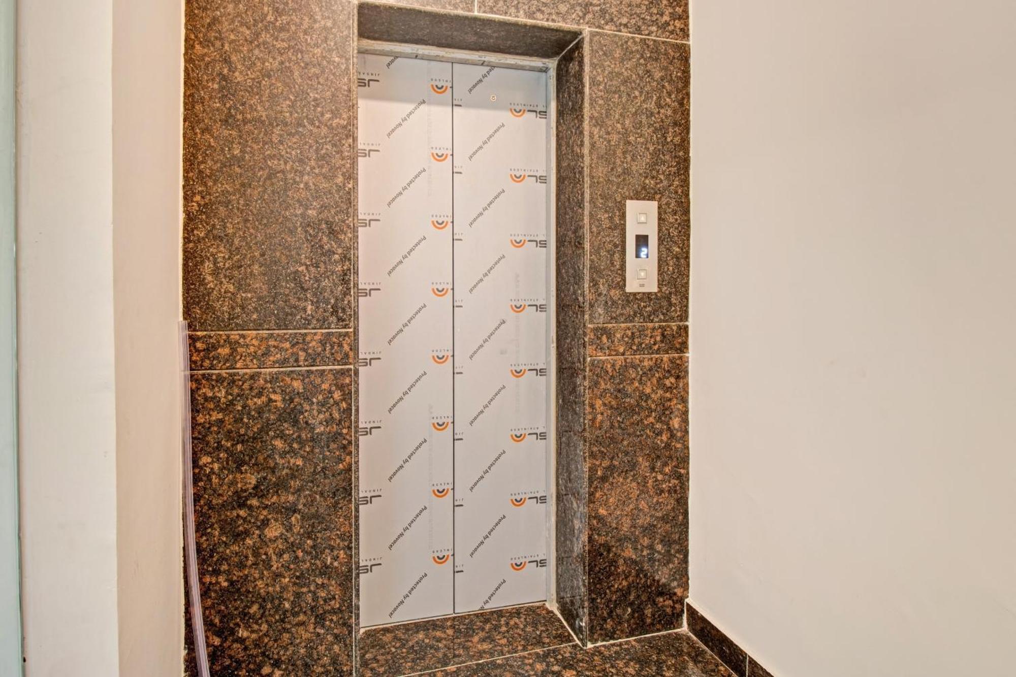 Super Collection O Petals Otium Business Hotel بنغالور المظهر الخارجي الصورة